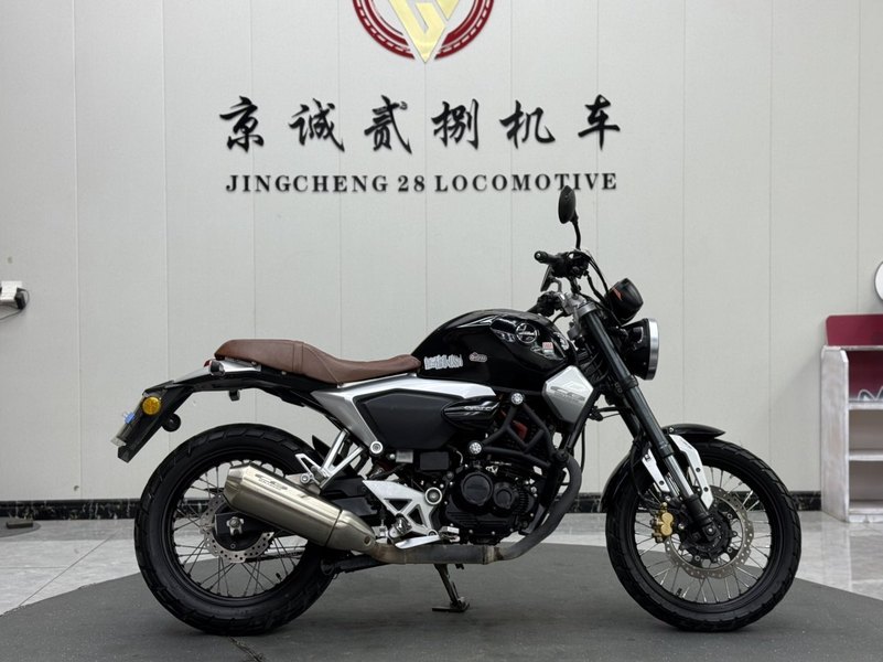二手五羊本田鸷道 CB190SS