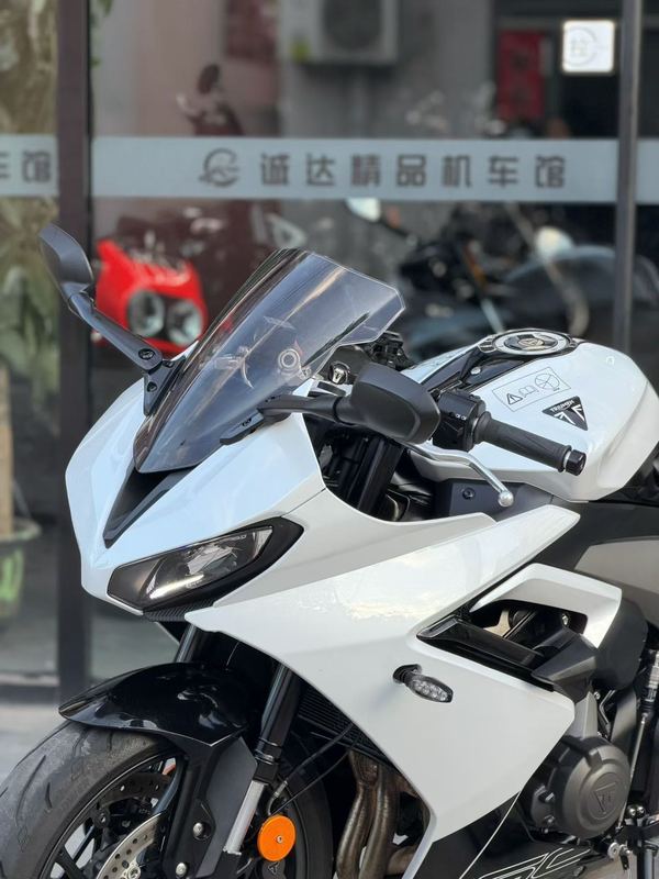 二手凯旋Daytona 660
