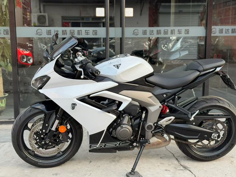 二手凯旋Daytona 660