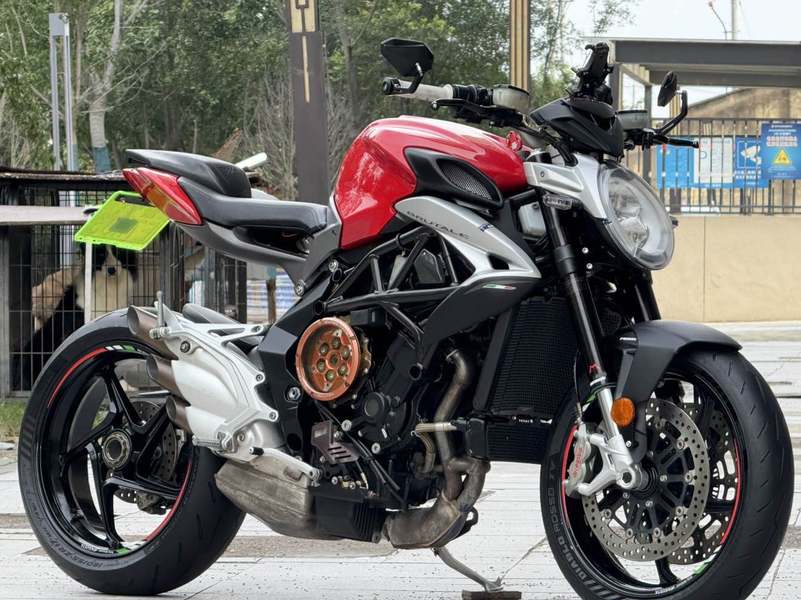 二手奥古斯塔Brutale 800