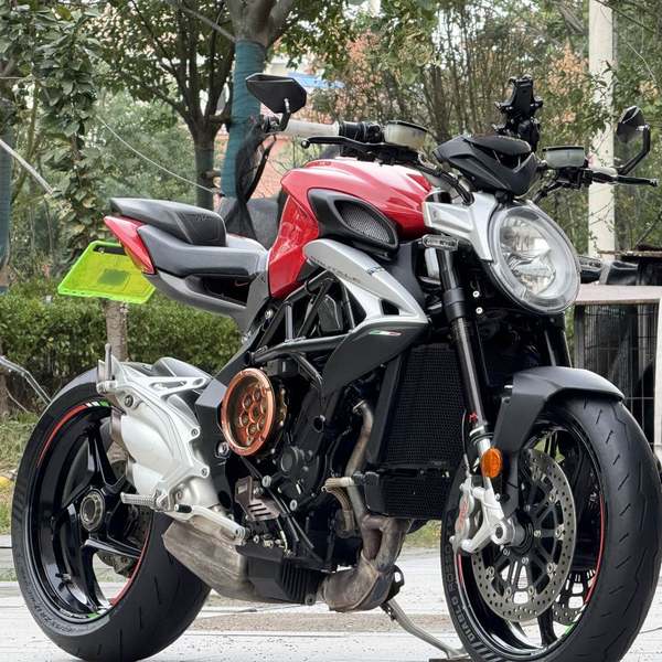 二手奥古斯塔Brutale 800
