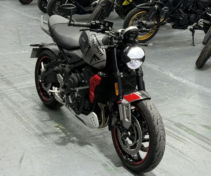 二手凯旋Trident 660