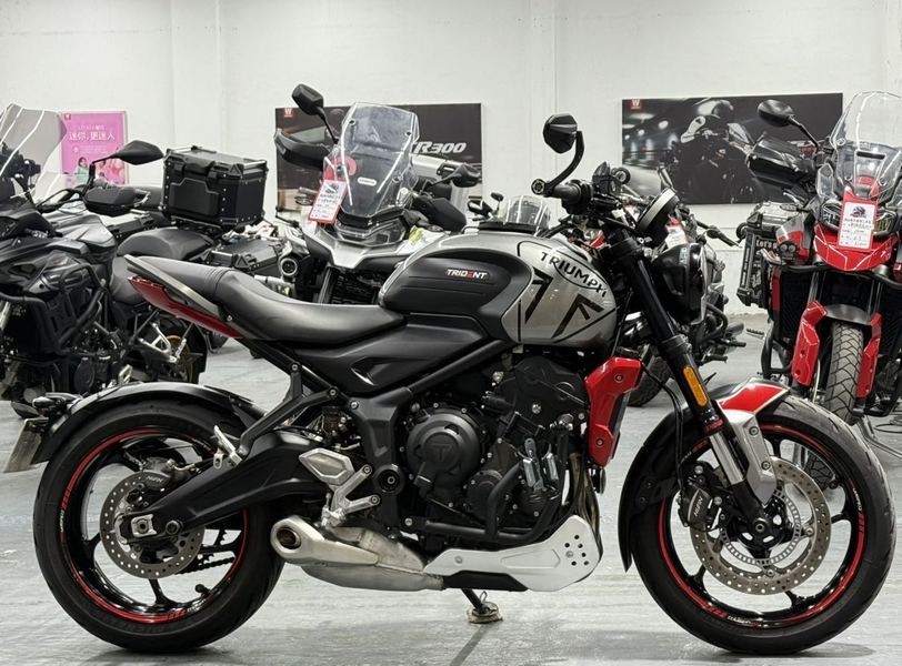 二手凯旋Trident 660