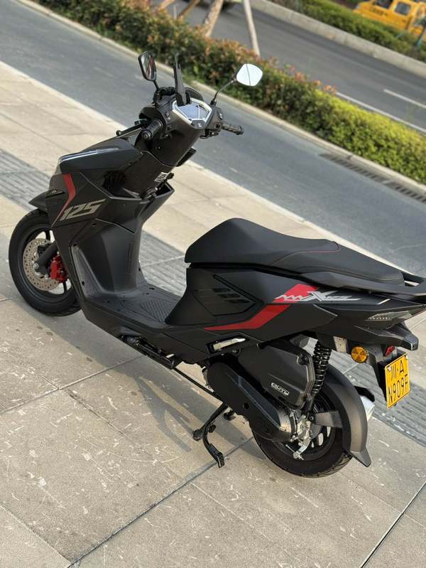 二手五羊本田NWX125