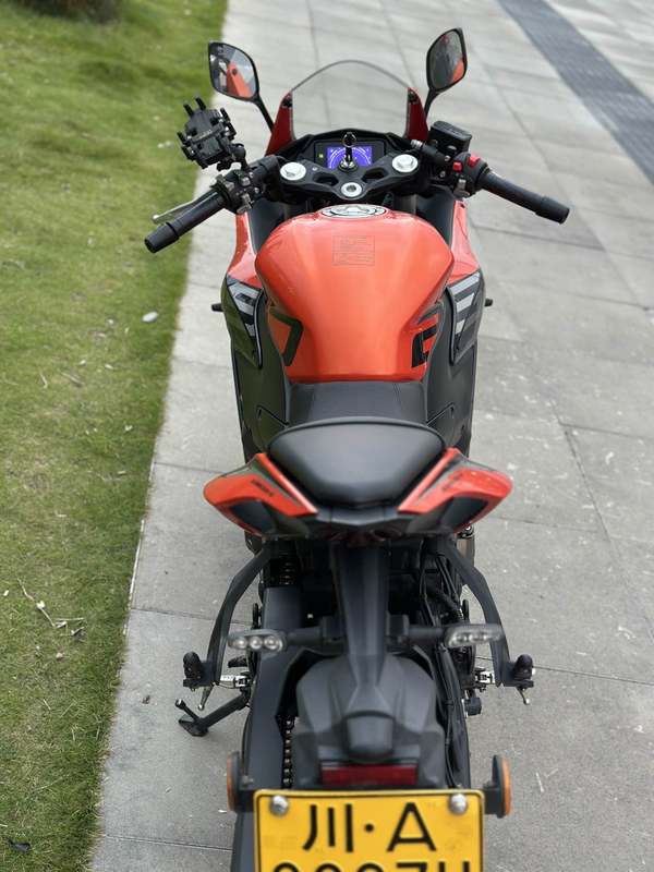二手QJMOTOR赛250