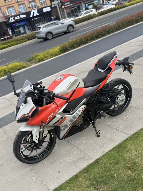 二手QJMOTOR赛250