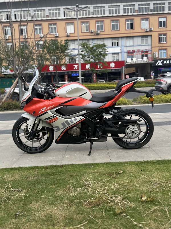 二手QJMOTOR赛250