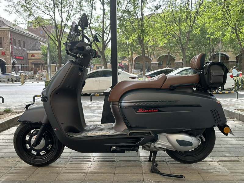 二手维多利亚Sixties 250Si