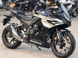 二手本田CBR400R