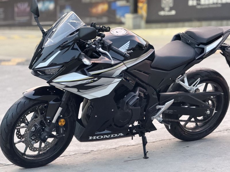 二手本田CBR400R