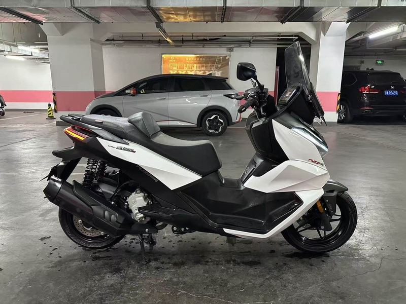 二手无极SR250GT