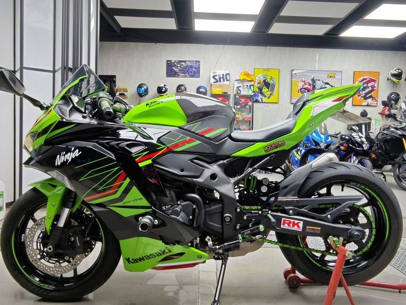 二手川崎ZX-4R