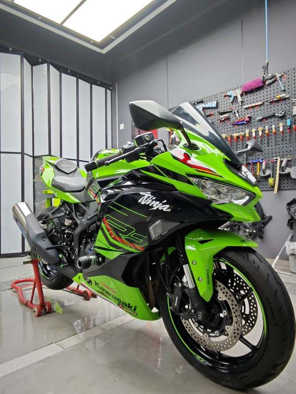 二手川崎ZX-4R
