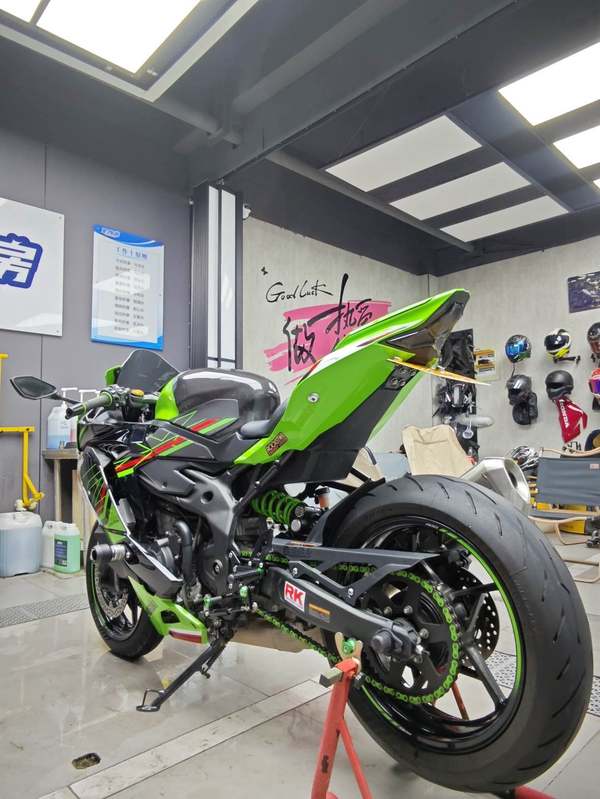 二手川崎ZX-4R