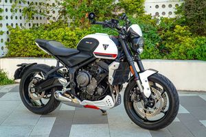 二手凯旋Trident 660