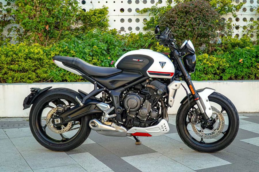 二手凯旋Trident 660