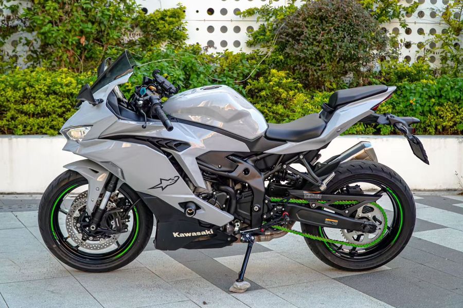 二手川崎ZX-4R