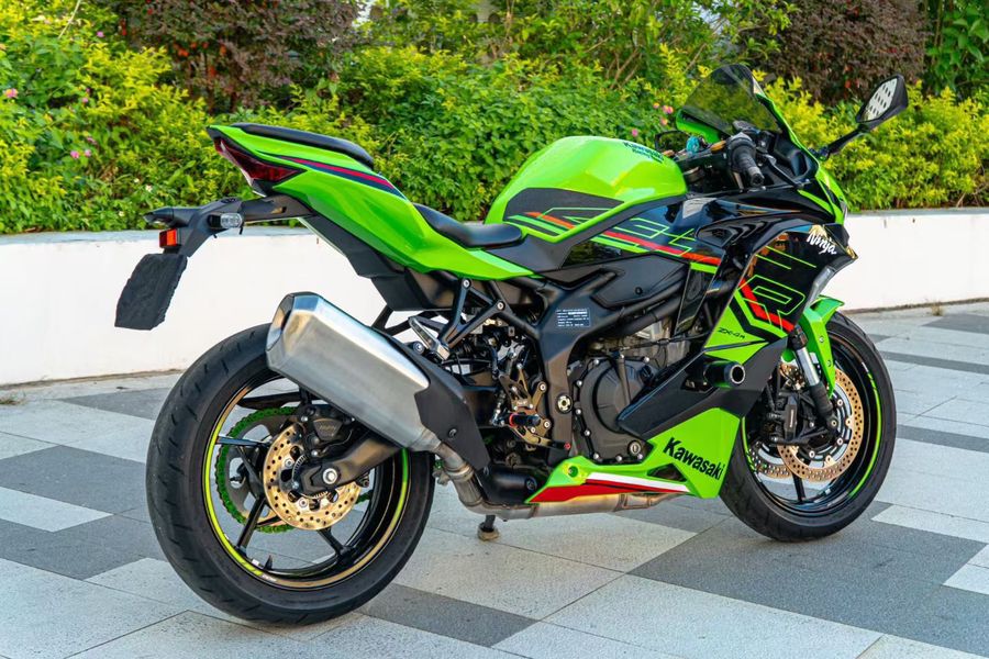 二手川崎ZX-4R