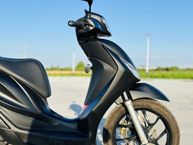 二手比亚乔Medley 150