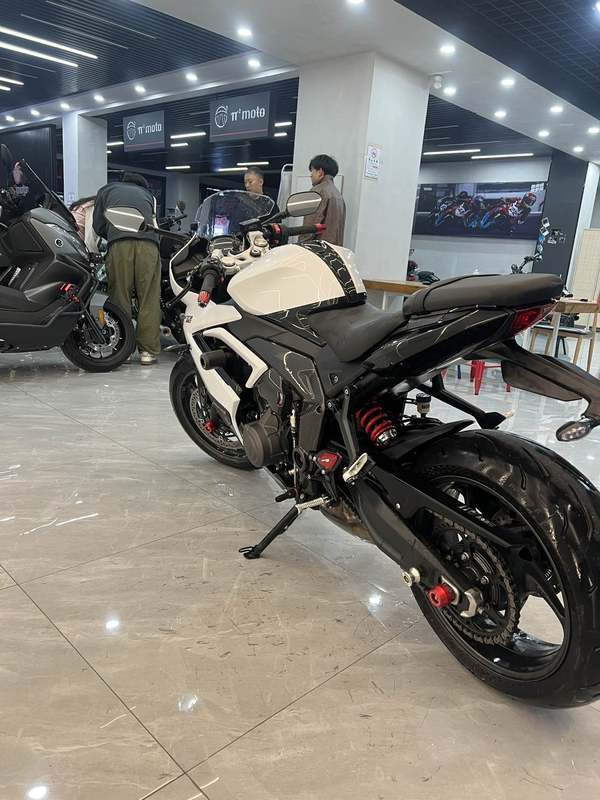 二手凯旋Daytona 660