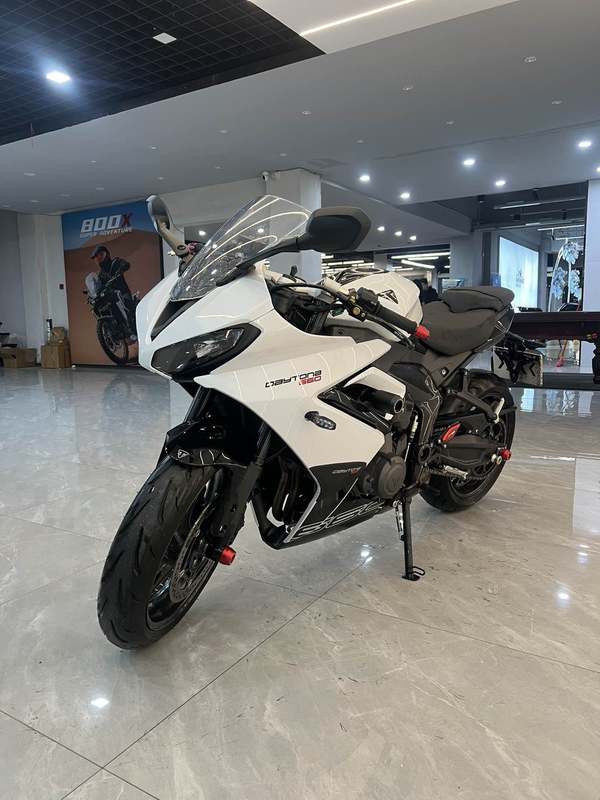 二手凯旋Daytona 660