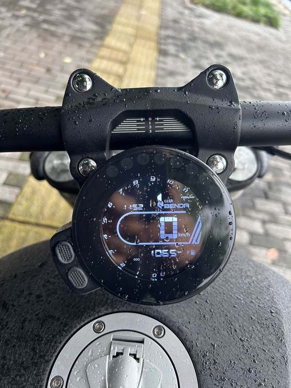 二手奔达Rock300 灰石