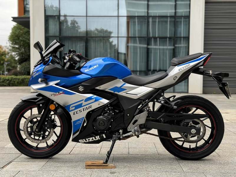 二手豪爵铃木GSX250R