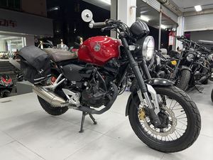 二手五羊本田鸷道 CB190SS
