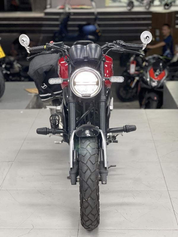 二手五羊本田鸷道 CB190SS