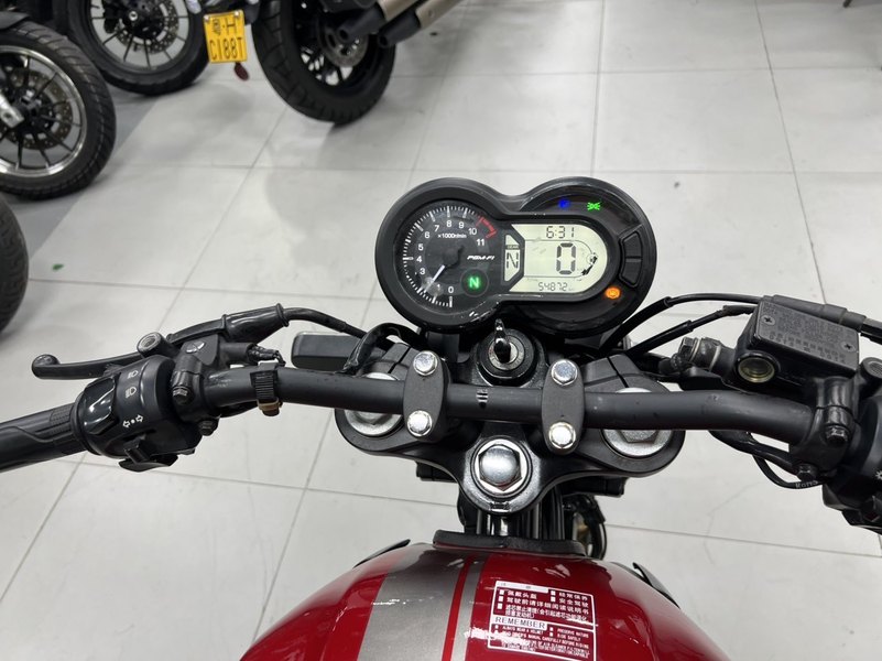二手五羊本田鸷道 CB190SS