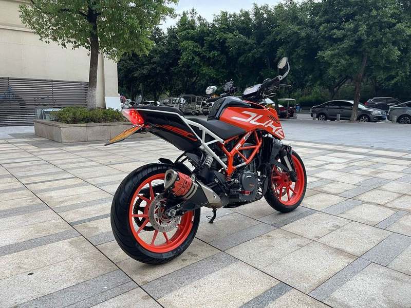 二手KTMR2R390 Duke