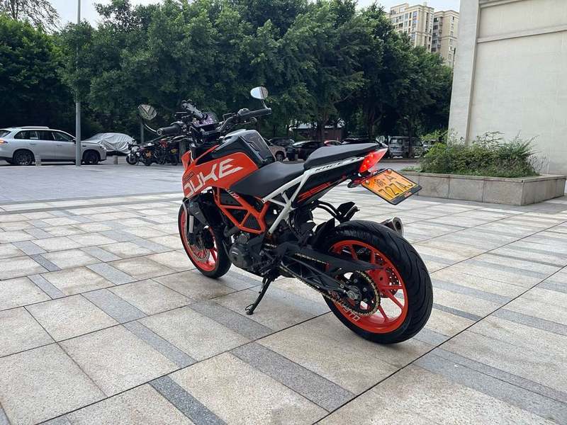 二手KTMR2R390 Duke