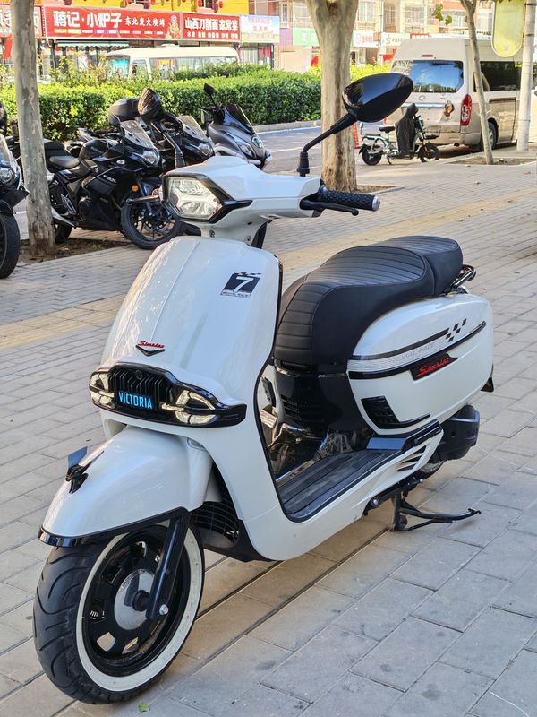 二手维多利亚Sixties 250Si