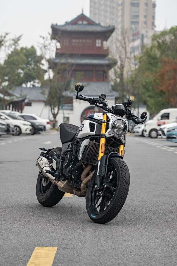 二手春风700CL-X