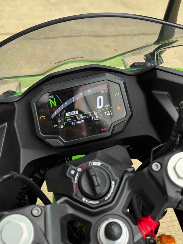 二手川崎Ninja 500