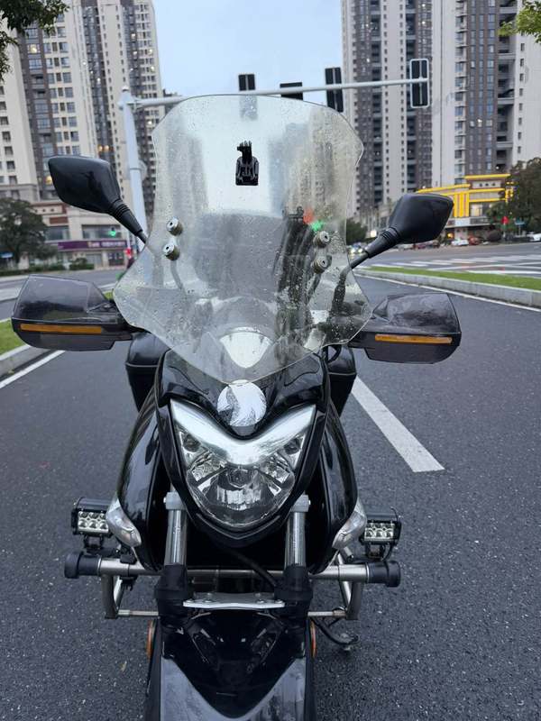 二手豪爵铃木骊驰 GW250