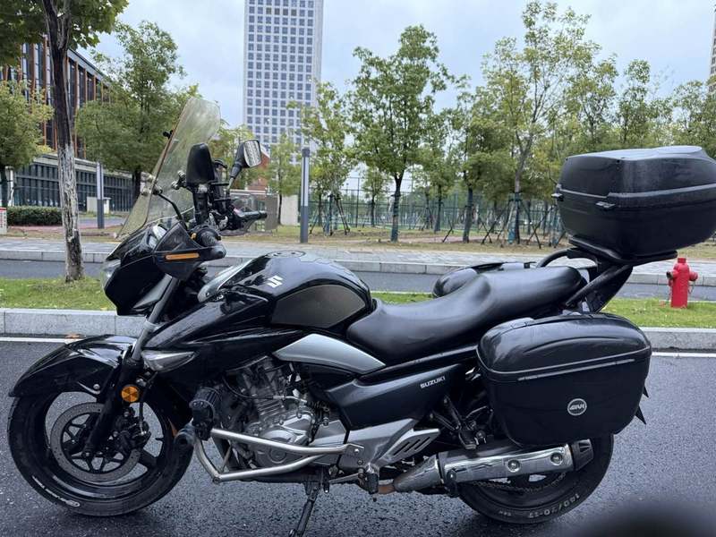 二手豪爵铃木骊驰 GW250