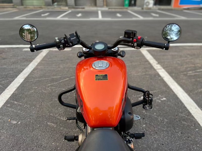 二手QJMOTOR闪300