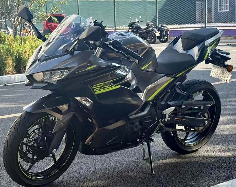 二手川崎Ninja 400