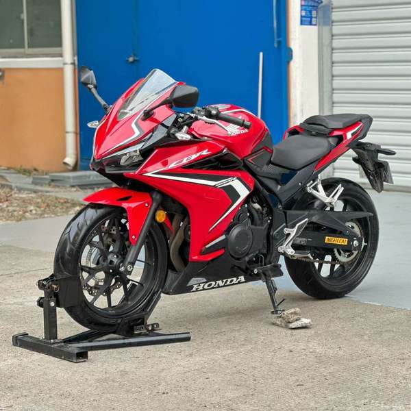 二手本田CBR400R