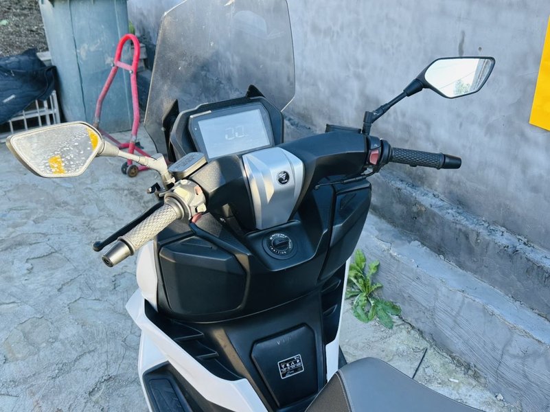 二手无极SR250GT