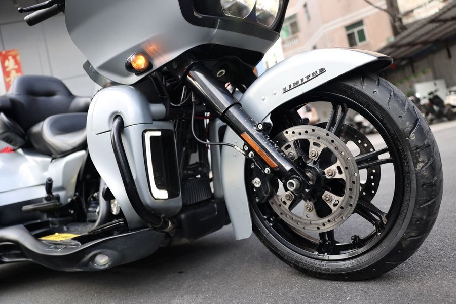 二手哈雷戴维森Tri Glide