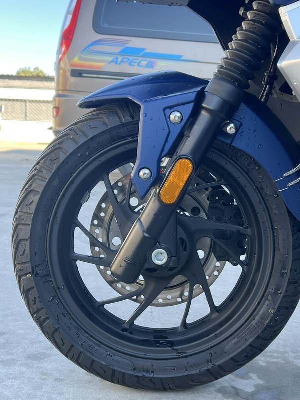 二手大阳V锐 ADV350