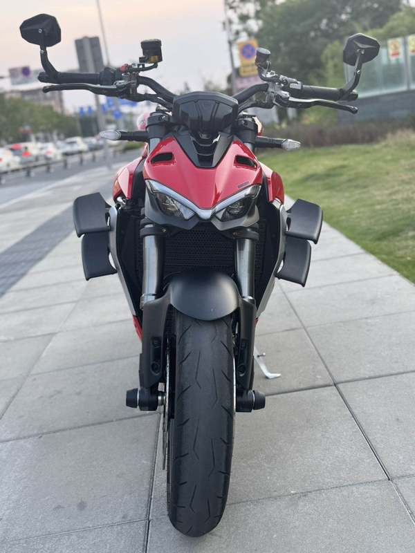 二手杜卡迪Street Fighter V2