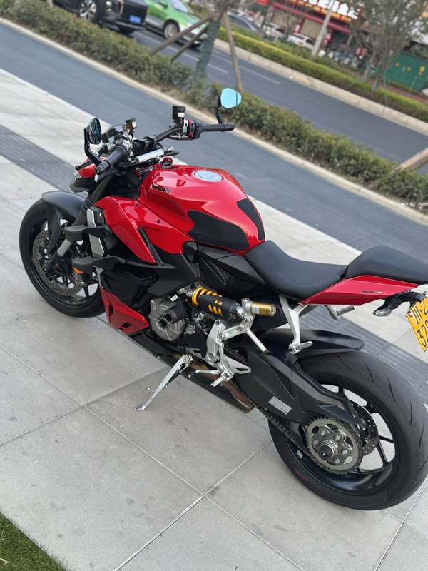 二手杜卡迪Street Fighter V2