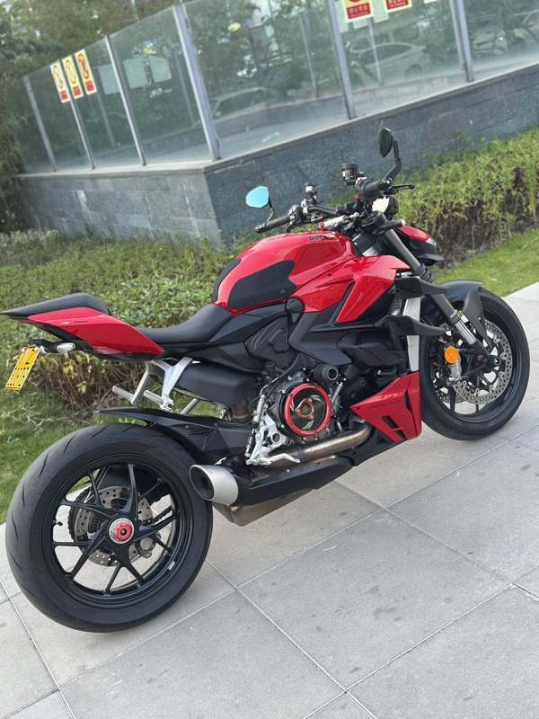 二手杜卡迪Street Fighter V2