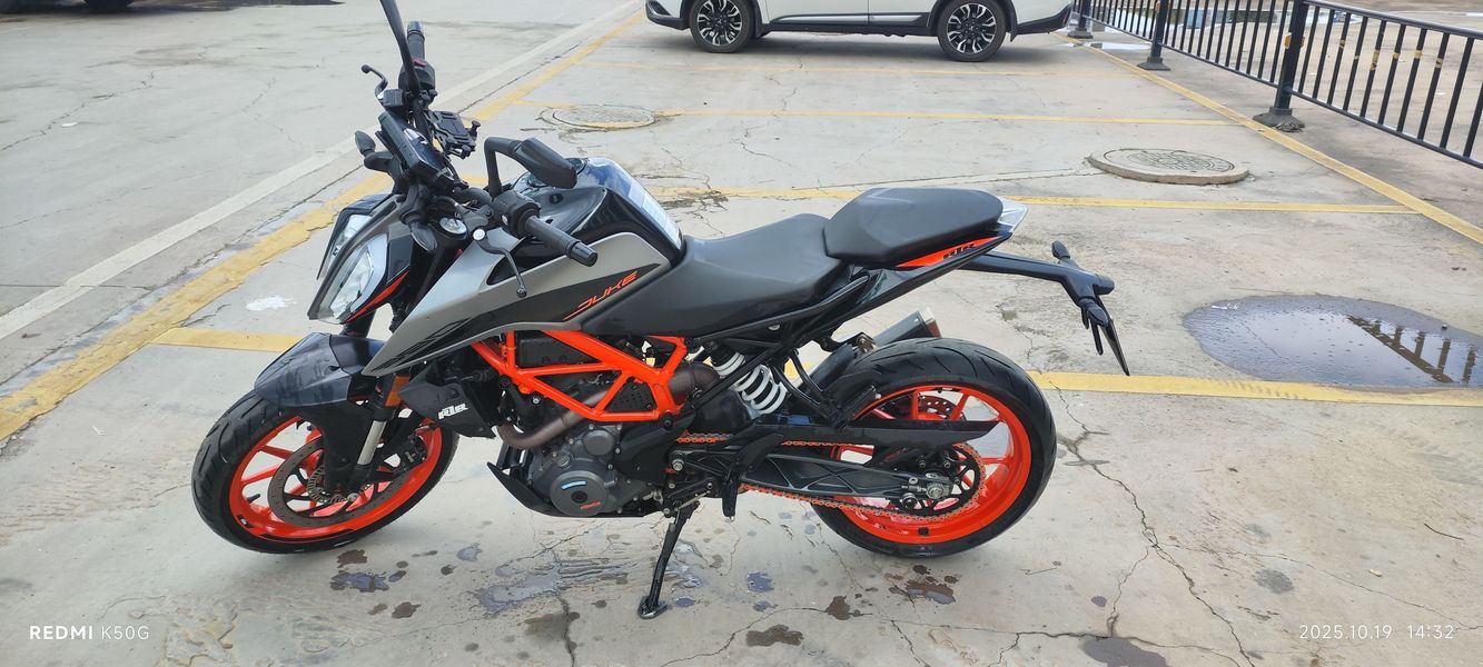 二手KTMR2R390 Duke