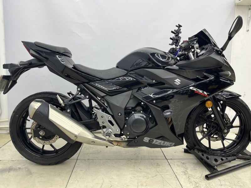 二手豪爵铃木GSX250R