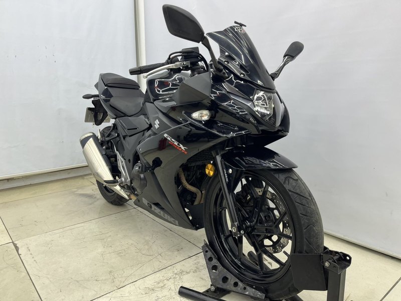 二手豪爵铃木GSX250R
