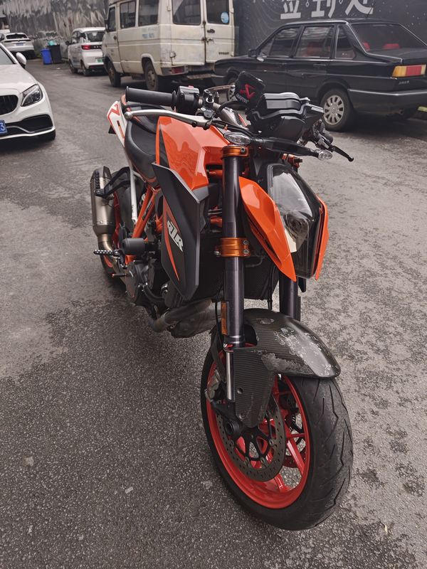 二手KTMR2R1290 Super Duke